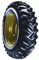 13.6/-24 Titan Farm Hi Traction Lug R-1 Agricultural Tires 48D822